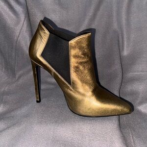 Saint Laurent Gold Heeled Boots 38
